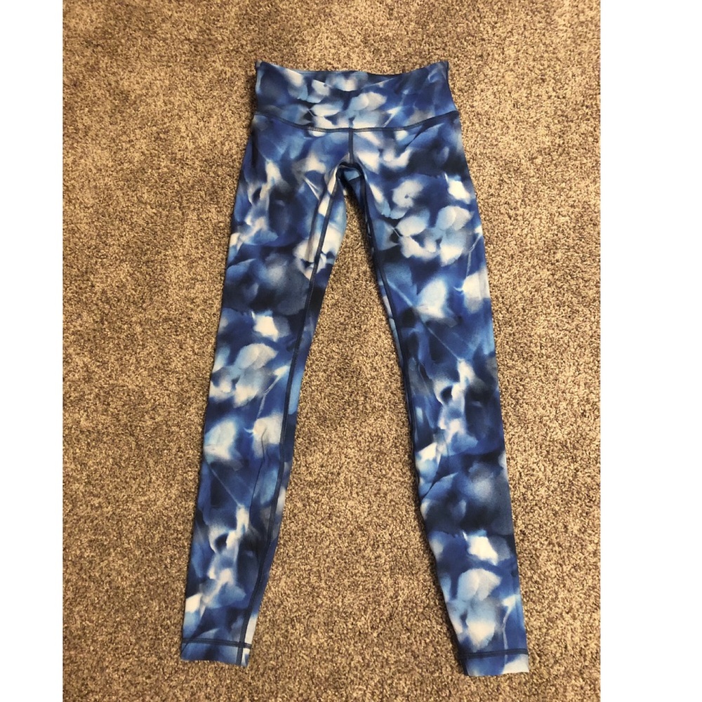 Lululemon wunder under LR tight size 4